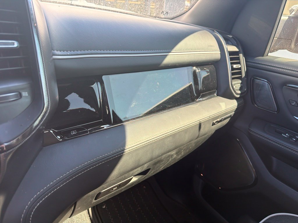 Used 2025 RAM 1500 Limited AWD/4WD image 25