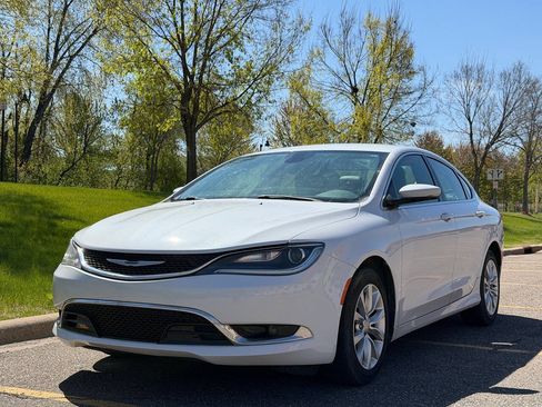 Used 2015 Chrysler 200 C FWD image 1