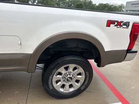 Used 2019 Ford F250 Lariat w/ Lariat Ultimate Package AWD/4WD image 8
