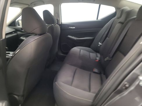 Used 2022 Nissan Altima 2.5 S FWD image 18