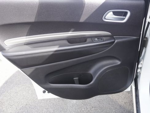 Used 2020 Dodge Durango SXT image 22