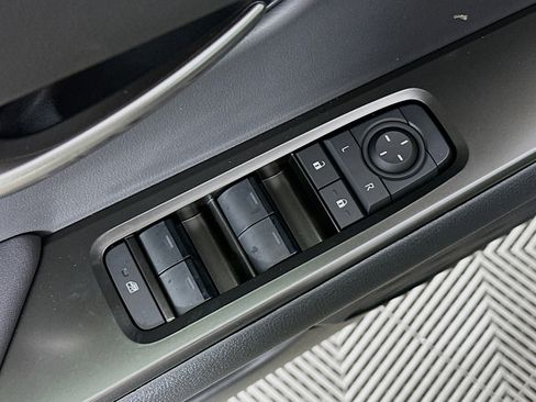 New 2025 Lexus UX 300h AWD image 18