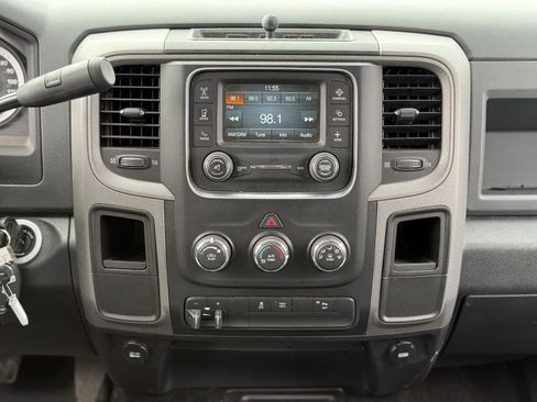 Used 2015 RAM 2500 Tradesman w/ Chrome Appearance Group image 20