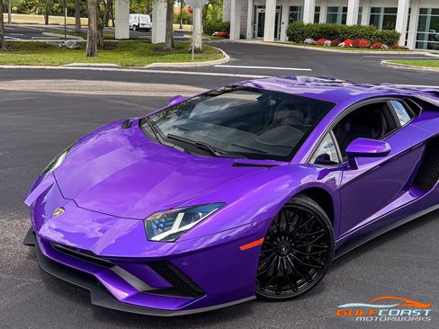 Used 2018 Lamborghini Aventador S AWD/4WD image 12