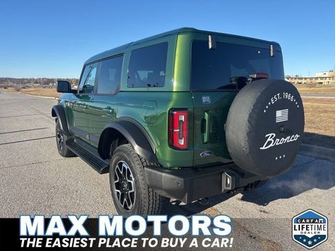 New 2025 Ford Bronco Outer Banks image 7