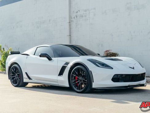 Used 2016 Chevrolet Corvette Z06 w/ 2LZ Preferred Equipment Group image 46