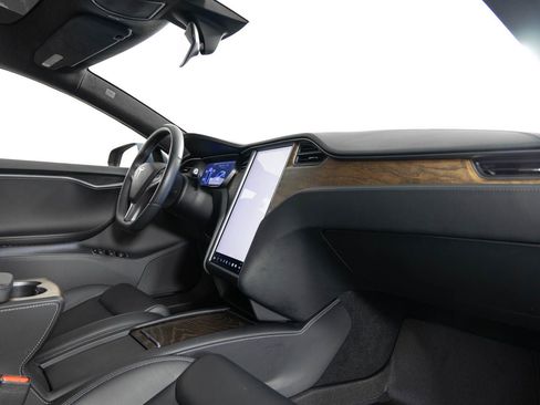 Used 2020 Tesla Model S Long Range image 25