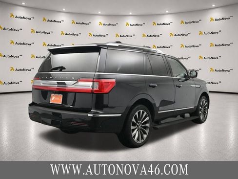 Used 2020 Lincoln Navigator Reserve w/ Cargo Convenience Package AWD/4WD image 9