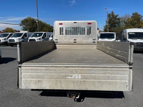 Used 2018 Ford Transit 250 138 image 28