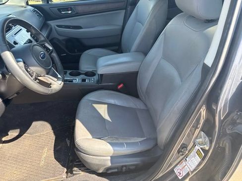 Used 2019 Subaru Outback 2.5i Limited AWD/4WD image 9