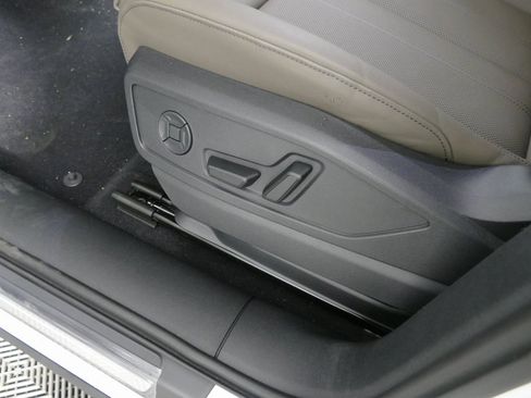 New 2025 Audi Q5 Premium Plus image 12