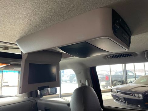 Used 2007 Dodge Durango Limited image 26