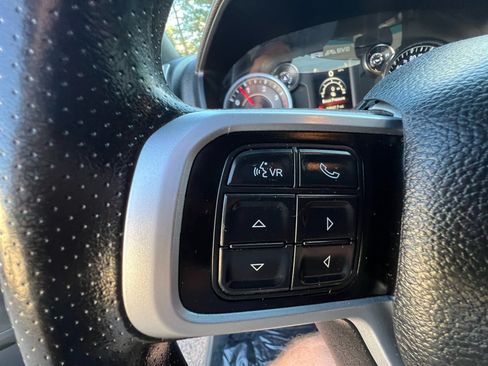 Used 2022 RAM 2500 Big Horn AWD/4WD image 29