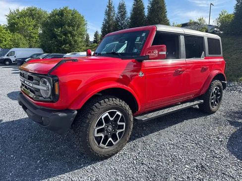 Used 2021 Ford Bronco Outer Banks AWD/4WD image 1