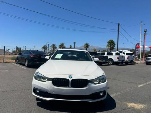 Used 2018 BMW 330i Sedan w/ Convenience Package RWD image 13