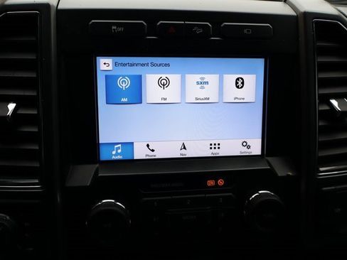 Used 2019 Ford F250 XLT w/ XLT Premium Package image 19