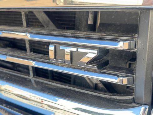 Used 2018 Chevrolet Silverado 2500 LTZ w/ Duramax Plus Package image 24