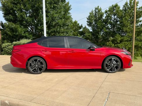 Used 2026 Toyota Camry XSE FWD image 7