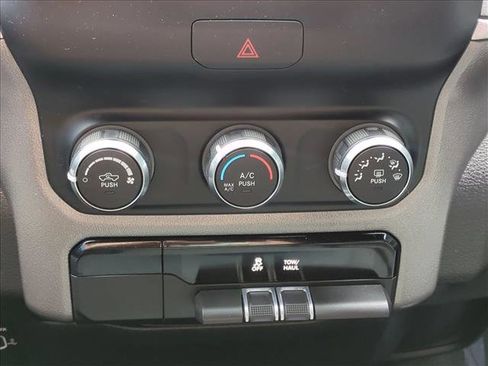 Used 2022 RAM 1500 Big Horn image 15