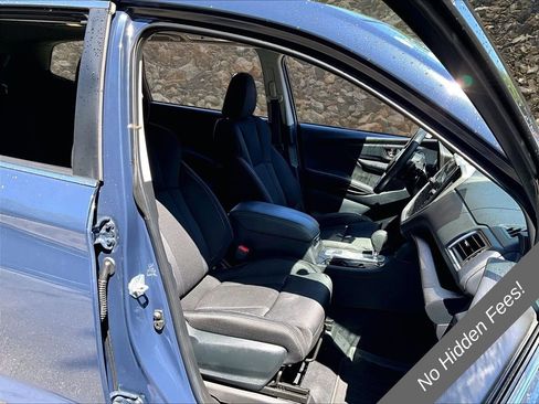 Used 2023 Subaru Ascent Premium w/ Convenience Package AWD/4WD image 7