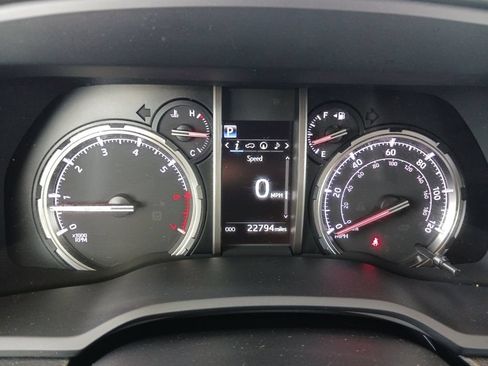 Used 2024 Toyota 4Runner TRD Off-Road Premium w/ Moonroof Package AWD/4WD image 19