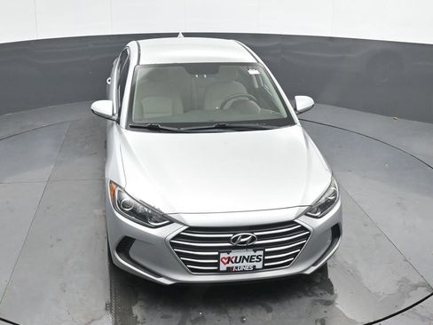 Used 2018 Hyundai Elantra SEL image 39