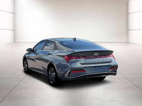 New 2026 Hyundai Elantra SEL Sport w/ Cargo Package FWD image 5