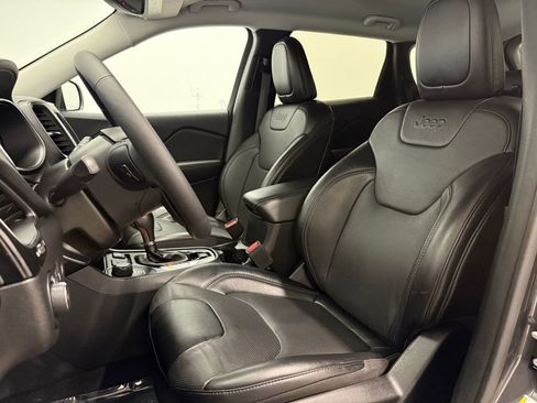 Used 2023 Jeep Cherokee Altitude Lux image 14