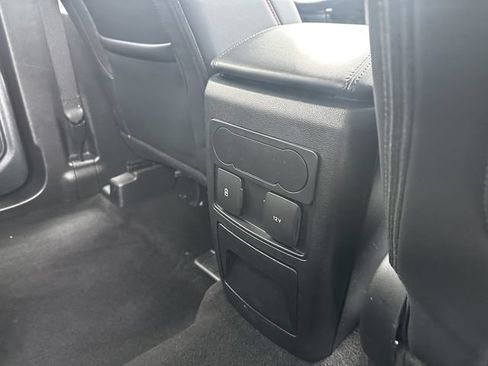 Certified 2023 Ford Explorer XLT AWD/4WD image 40