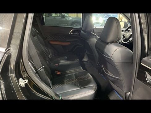 Used 2023 Mitsubishi Outlander SEL 40th Anniversary image 18