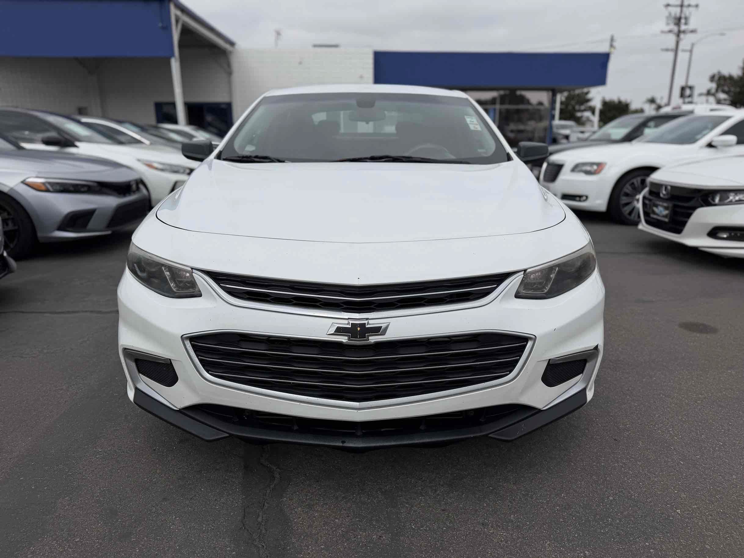 Used 2017 Chevrolet Malibu LS FWD image 8