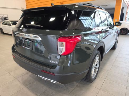 Used 2023 Ford Explorer XLT w/ Equipment Group 202A AWD/4WD image 8