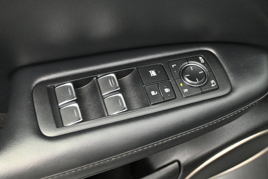 Used 2022 Lexus RX 350 F Sport w/ Accessory Package AWD/4WD image 4