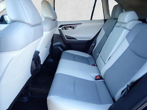 Used 2025 Toyota RAV4 Limited w/ Advanced Technology Package AWD/4WD image 10