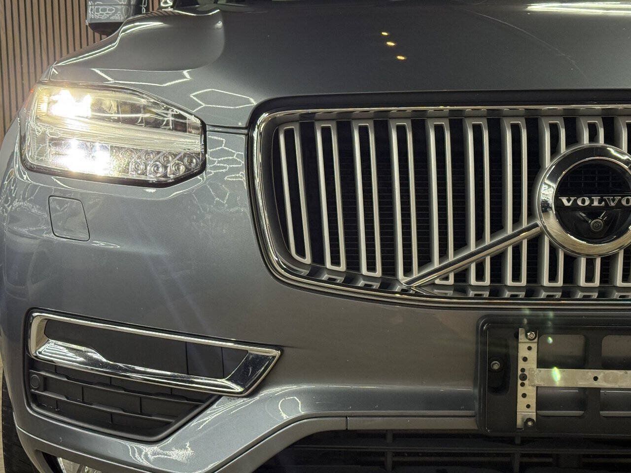Used 2016 Volvo XC90 T6 Inscription w/ Vision Package AWD/4WD image 5