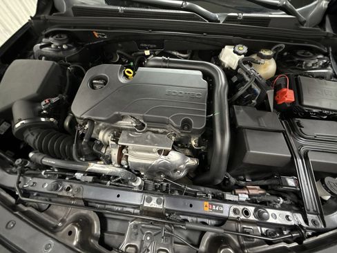 Used 2023 Chevrolet Malibu LT image 27