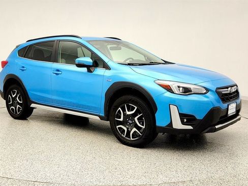 Used 2022 Subaru Crosstrek Hybrid AWD/4WD image 3