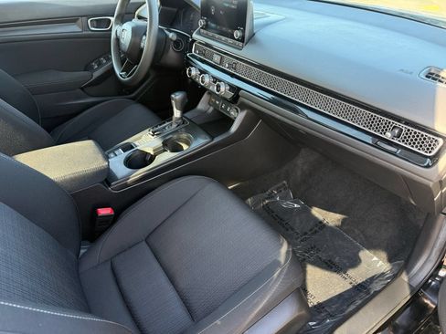 Used 2025 Honda Civic LX image 30