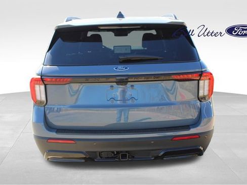 Used 2025 Ford Explorer ST-Line w/ Premium Package image 6