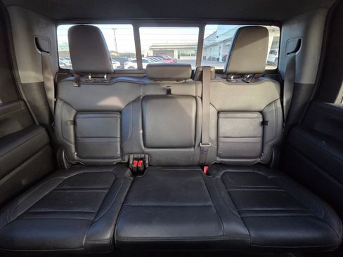 Used 2023 GMC Sierra 2500 Denali w/ Denali Ultimate Package image 27