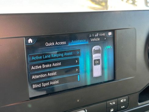 Used 2019 Freightliner Sprinter 3500 image 19