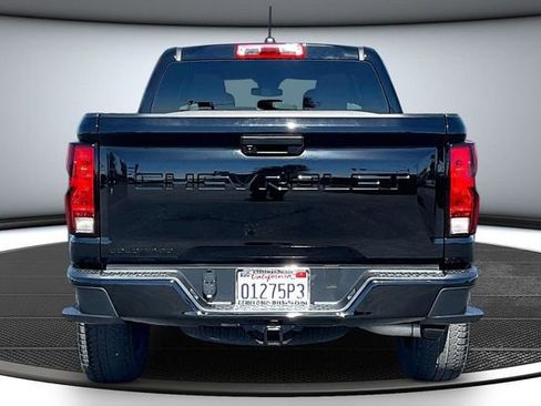 Used 2024 Chevrolet Colorado Trail Boss w/ LPO, Dark Essentials Package image 5