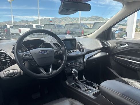 Used 2019 Ford Escape Titanium AWD/4WD image 22