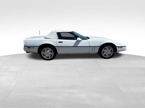Used 1989 Chevrolet Corvette Convertible image 16
