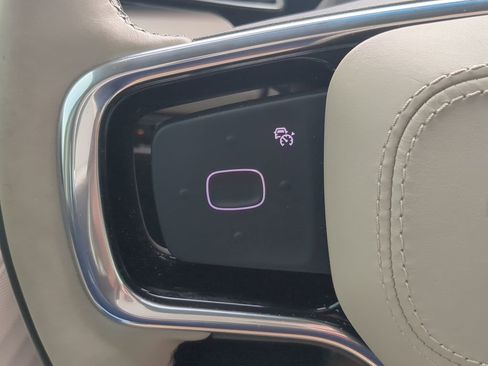 Used 2024 Lincoln Nautilus Reserve image 35