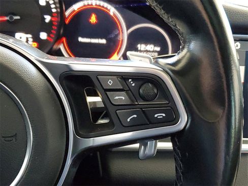 Used 2018 Porsche Panamera 4 image 24