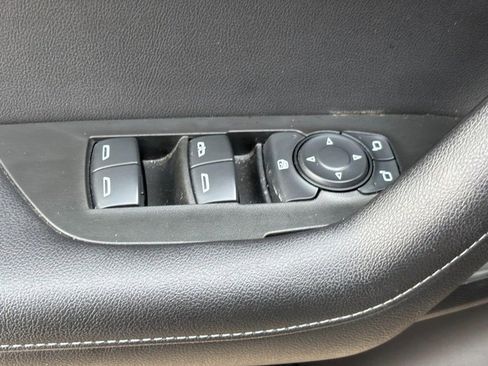 Used 2021 Chevrolet Blazer LT image 16