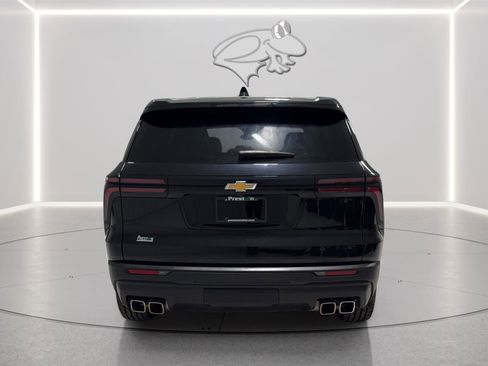 Used 2024 Chevrolet Traverse LS w/ LPO, Floor Liner Package FWD image 4