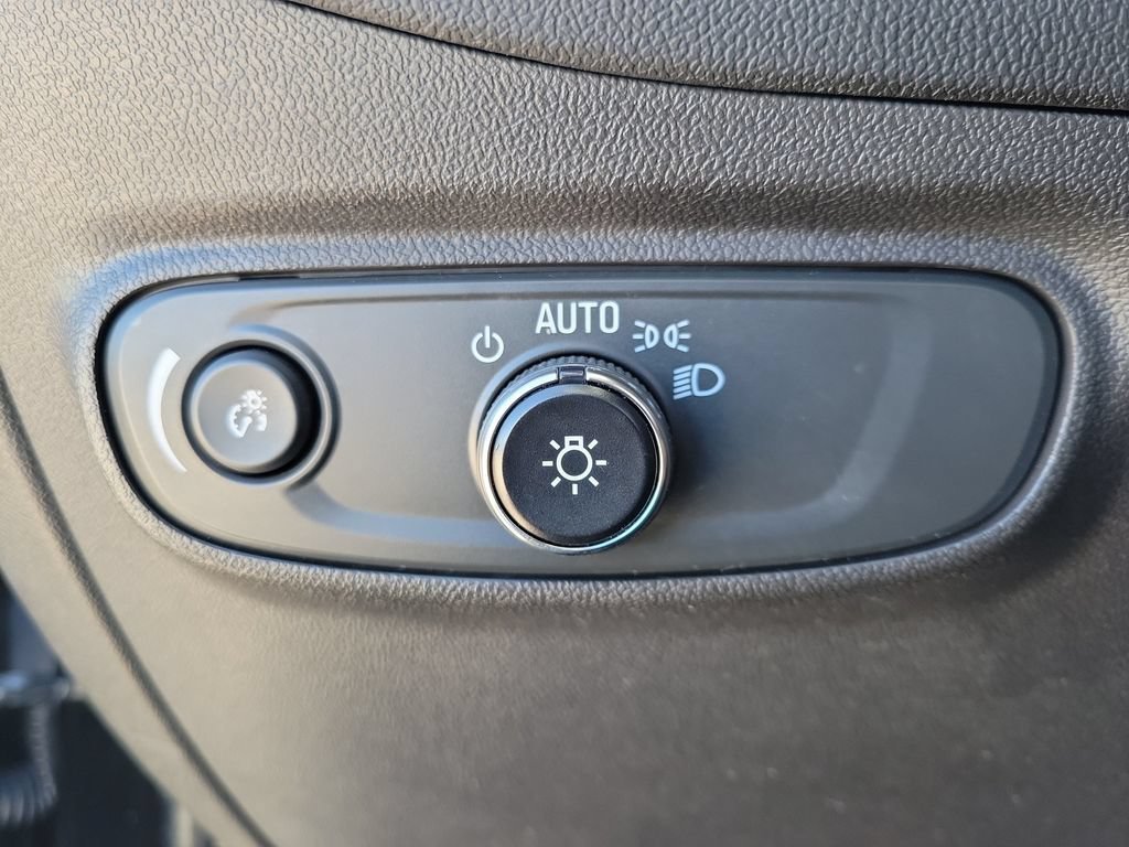 Used 2024 Chevrolet Equinox RS AWD/4WD image 22