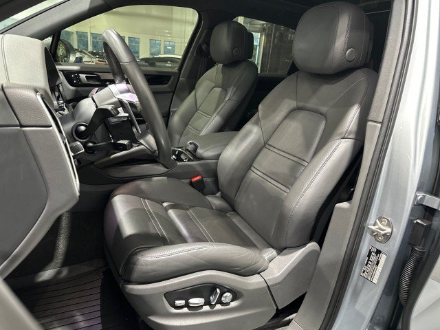 Used 2021 Porsche Cayenne AWD/4WD image 43